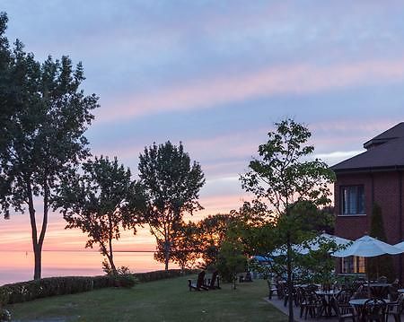 L'Auberge Du Lac St-Pierre ทรัวส์-ริวิแยร์ ภายนอก รูปภาพ