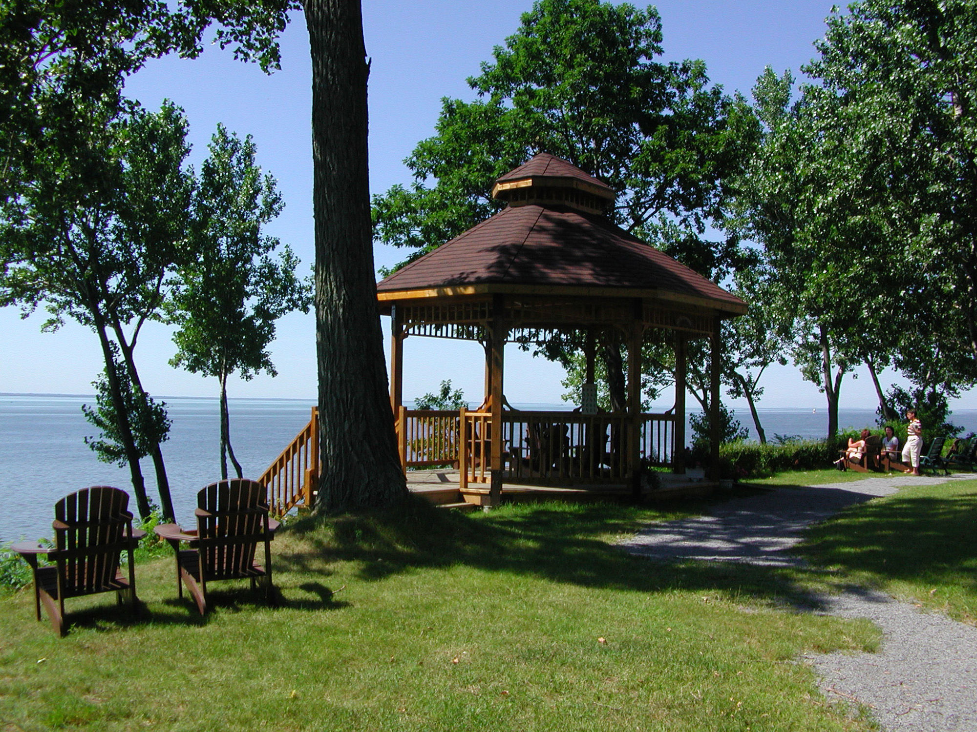 L'Auberge Du Lac St-Pierre ทรัวส์-ริวิแยร์ ภายนอก รูปภาพ