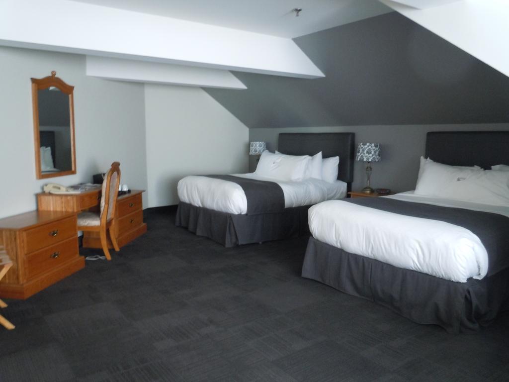 L'Auberge Du Lac St-Pierre ทรัวส์-ริวิแยร์ ห้อง รูปภาพ
